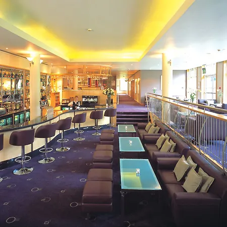 Maryborough & 4* Cork