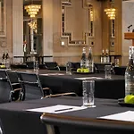 Maryborough & Hotel 4*