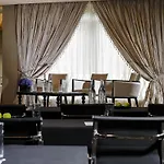 מלון Maryborough & 4*