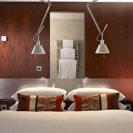 Maryborough & Hotel 4*