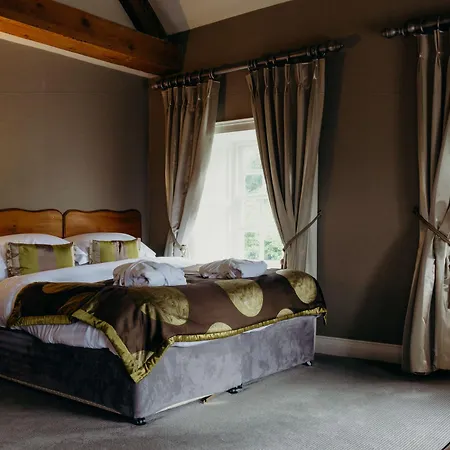 Hotel Maryborough &