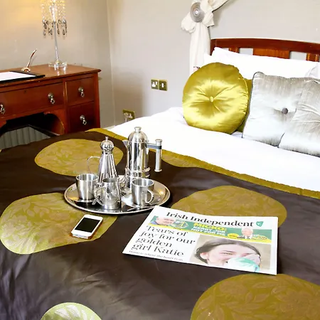 Maryborough & Hotel 4*