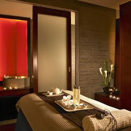 マリーボロハウス ＆ スパ コーク