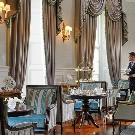 Maryborough & Hotel Cork