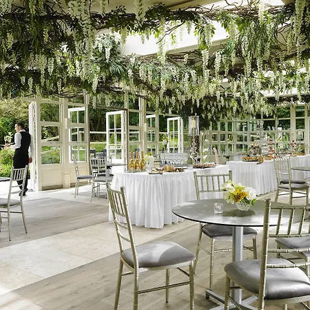 فندق Maryborough & 4*