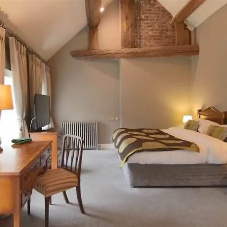 Maryborough & Hotel Cork