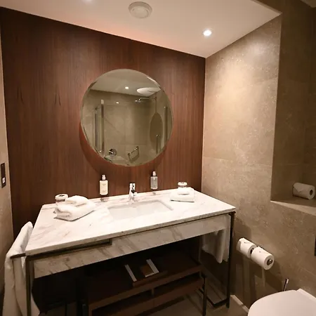 Maryborough & 4*