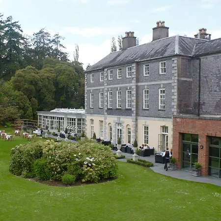 Maryborough & Hotel 4*