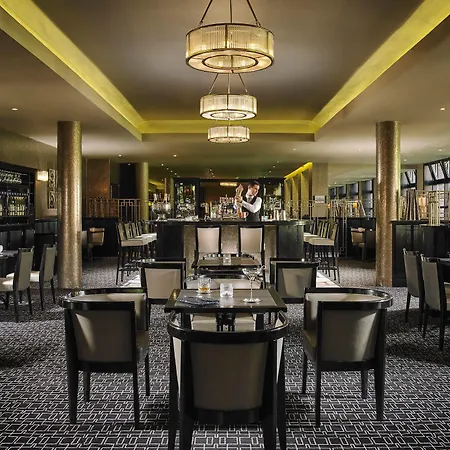 Hotel Maryborough & Cork
