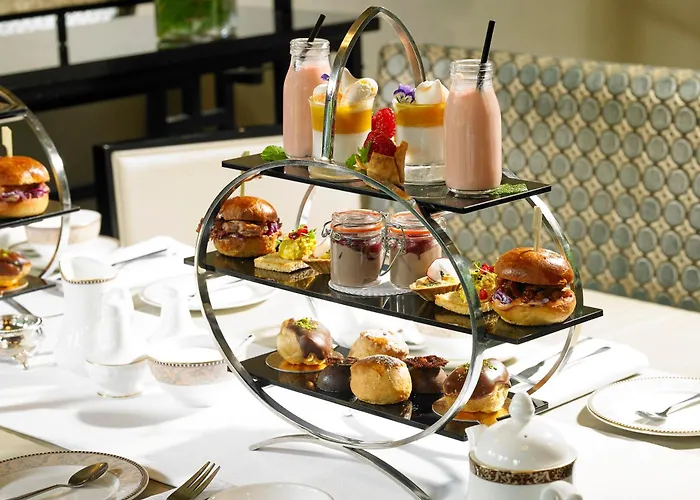 Maryborough & Hotel 4*