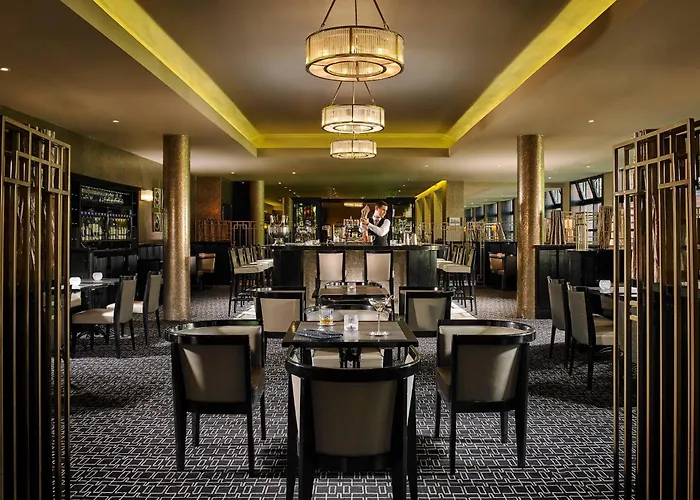 Maryborough & Hotel Cork