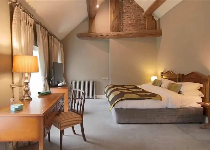 Maryborough & Hotel Cork