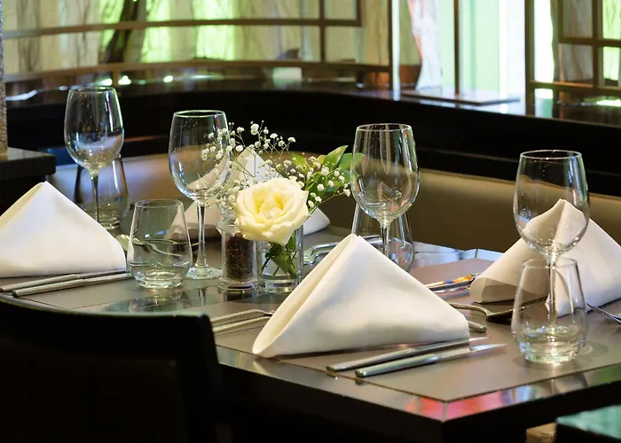 Hotell Maryborough & Cork