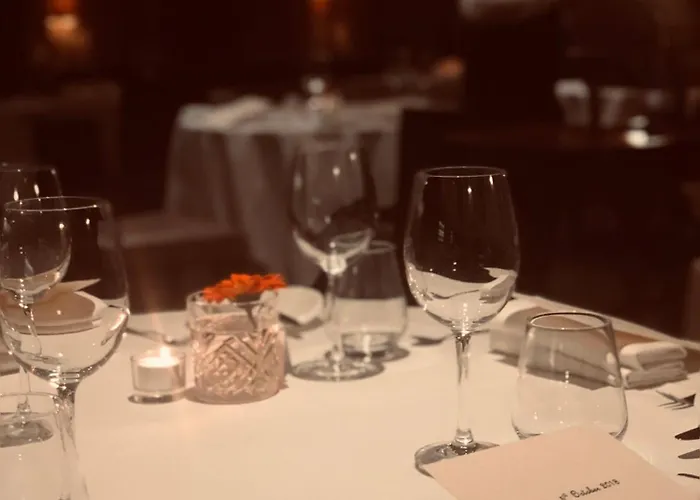 Maryborough & 4* Cork