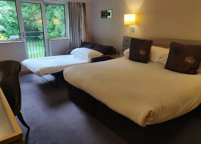 Maryborough & Hotel