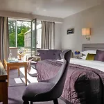 Maryborough & 4*