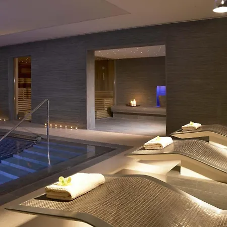 Hotell Maryborough & 4*