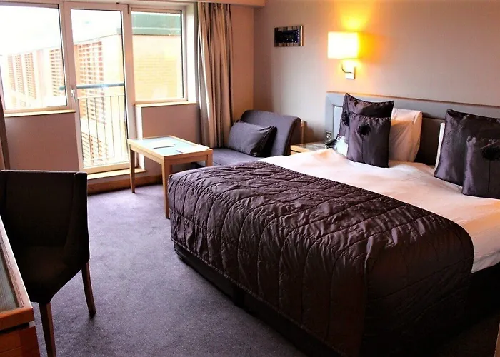 Hotell Maryborough & Cork